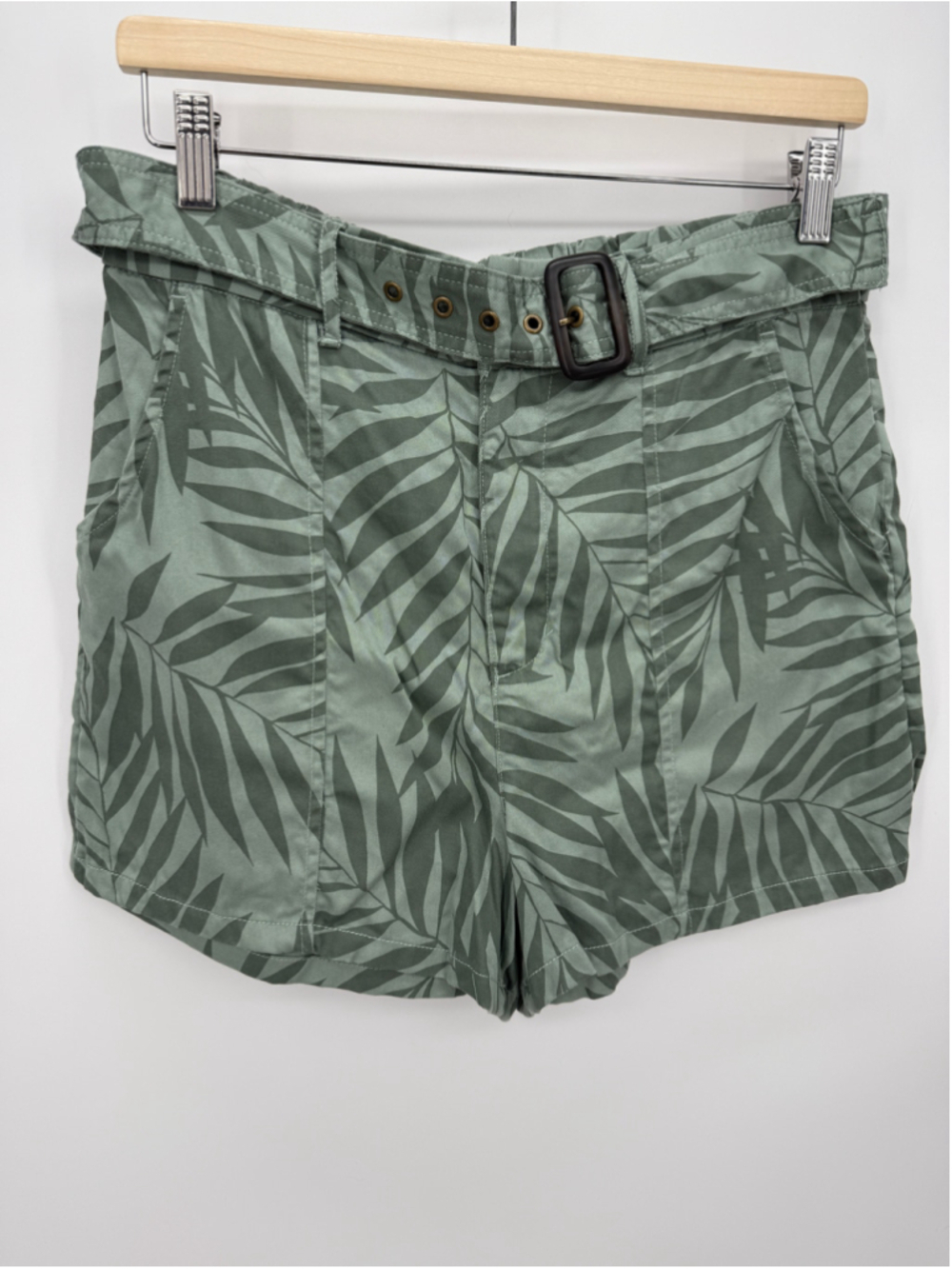 C&C California Green Palm Print High Waist Shorts Women Size L